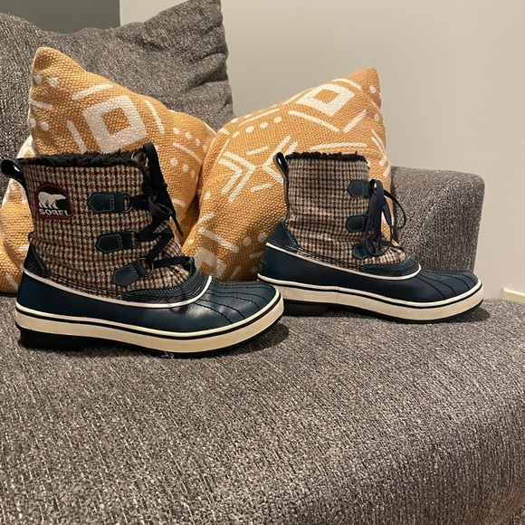 Sorel Tivoli Plaid Duck Boot - Picture 3 of 6